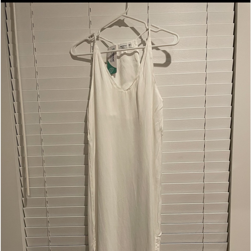 Brand New With Tags Faithfull The Brand White Linen Sundress. Size 4.